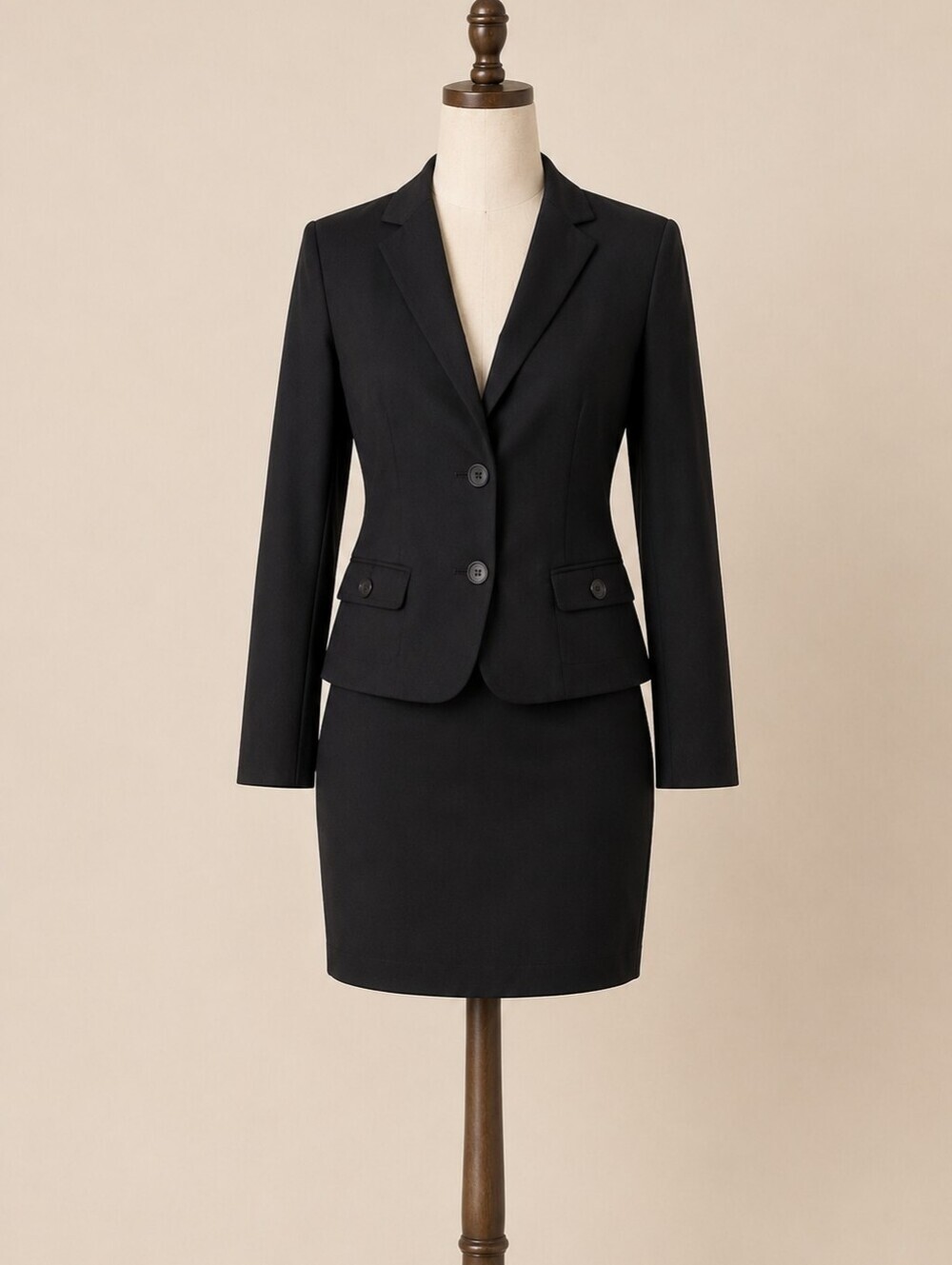 Banana Republic Black Career Skirt Suit Set – Blazer Size 8 & Skirt Size 10